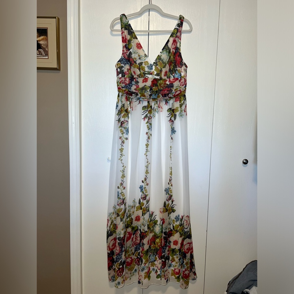 Brand: Ever Pretty Floral Printed Sleeveless V Neck Maxi Dress